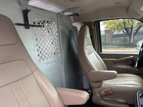 2020 Chevrolet Express 2500