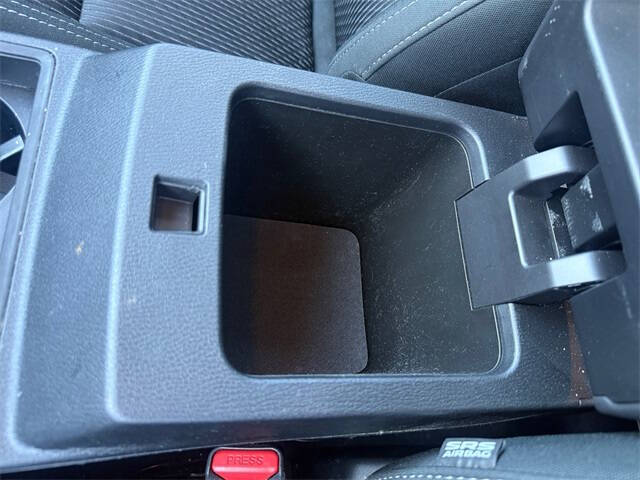 2023 Mitsubishi Outlander ES