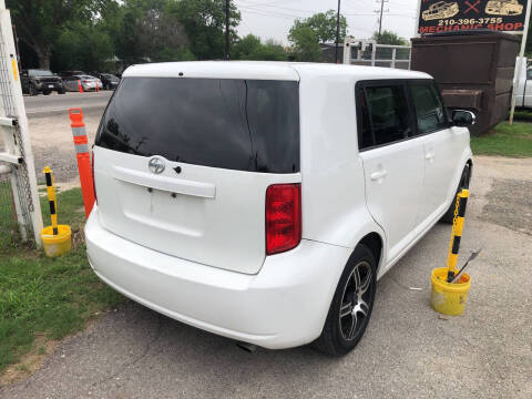 2009 Scion xB