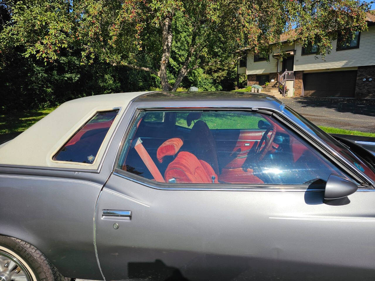 1977 Pontiac Grand Prix 98