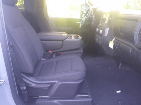 2025 GMC Sierra 2500HD Pro