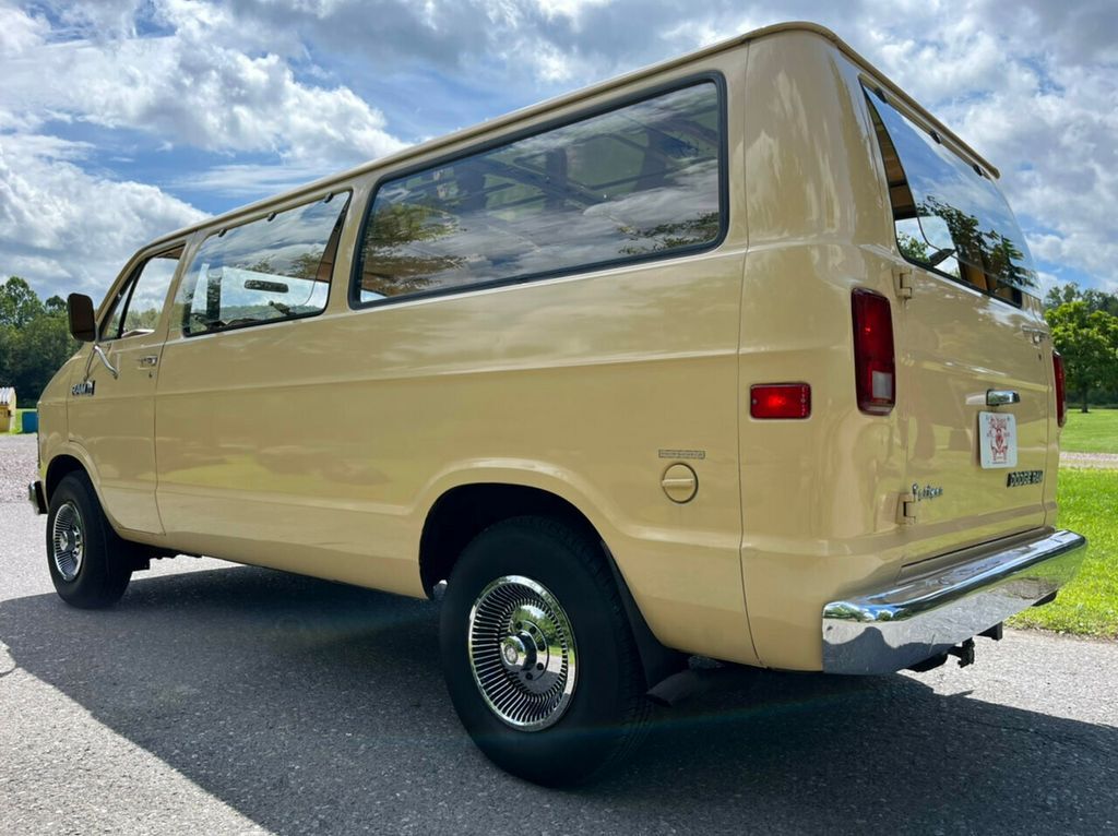 1981 Dodge Ram Van 9