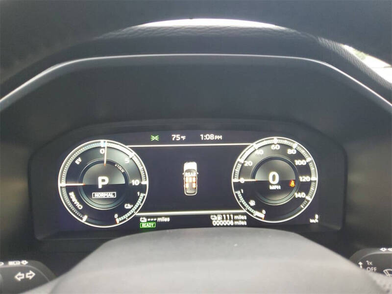 2025 Mitsubishi Outlander PHEV SE