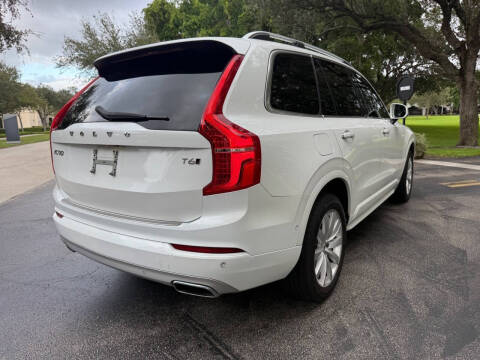 2018 Volvo XC90 T6 Momentum