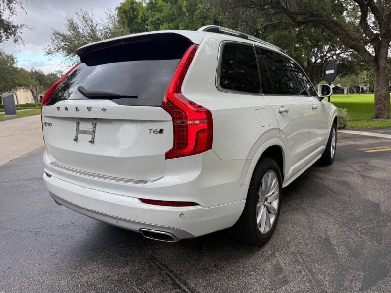 2018 Volvo XC90 T6 Momentum