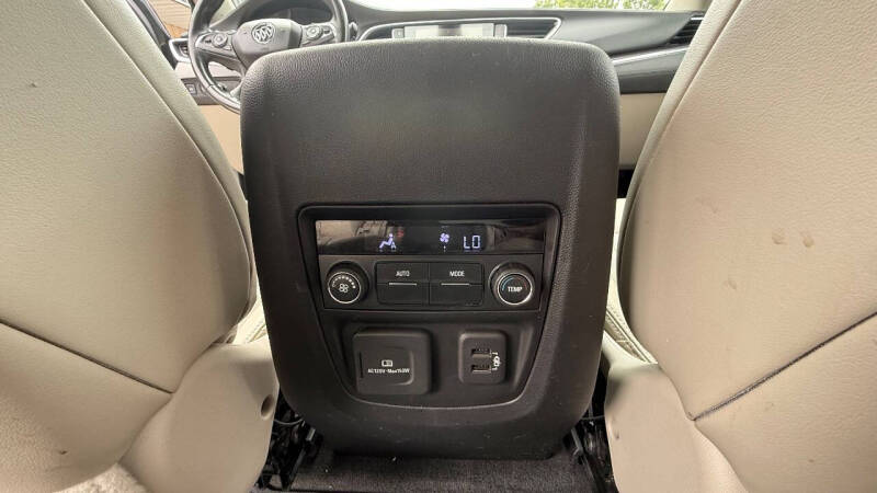 2019 Buick Enclave Essence