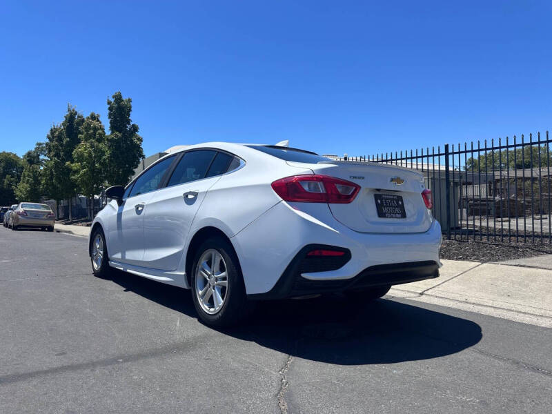 2016 Chevrolet Cruze LT Auto
