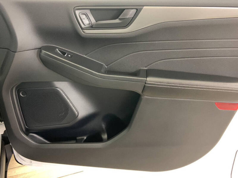 2023 Ford Escape Hybrid Active