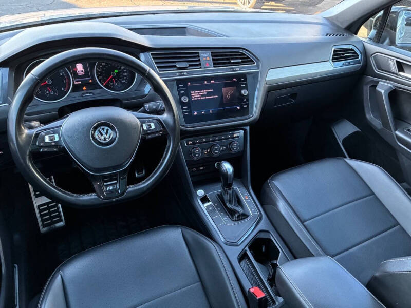 2021 Volkswagen Tiguan SE R-Line Black