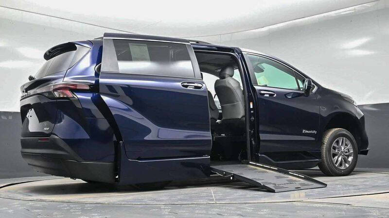 2025 Toyota Sienna