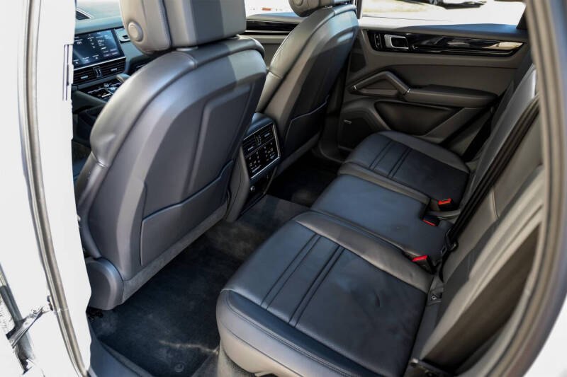 2020 Porsche Cayenne