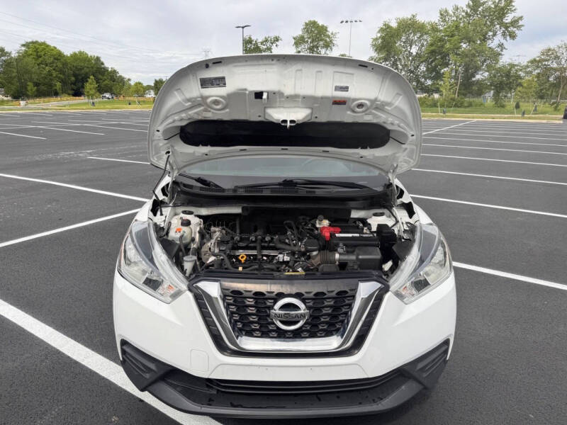 2019 Nissan Kicks S
