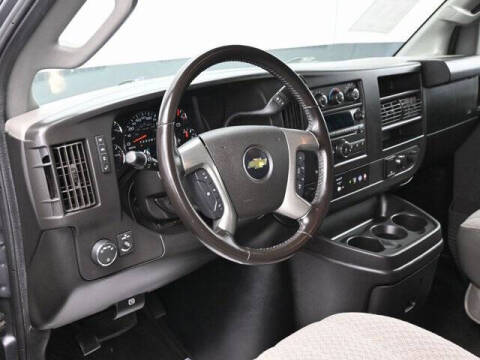 2017 Chevrolet Express LT 3500