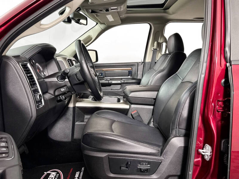 2017 RAM 1500 Laramie