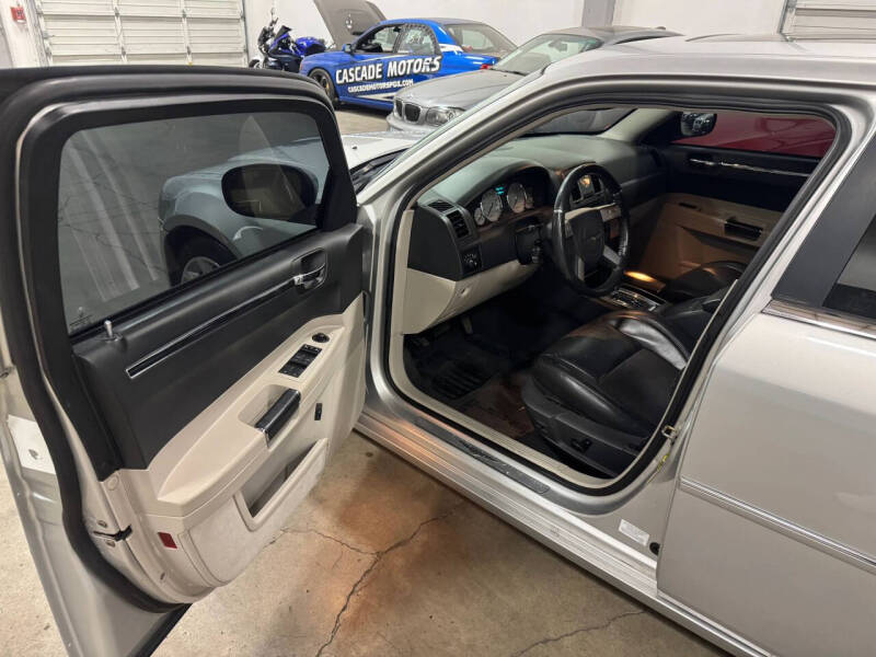 2006 Chrysler 300 SRT-8