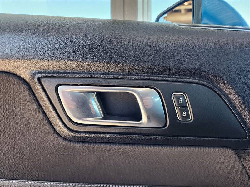 2019 Ford Mustang EcoBoost