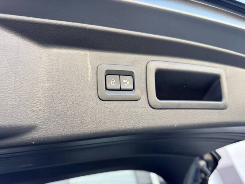 2025 Mazda CX-50 2.5 S Premium