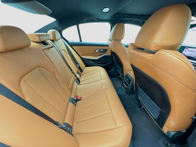 2023 BMW 3 Series 330e