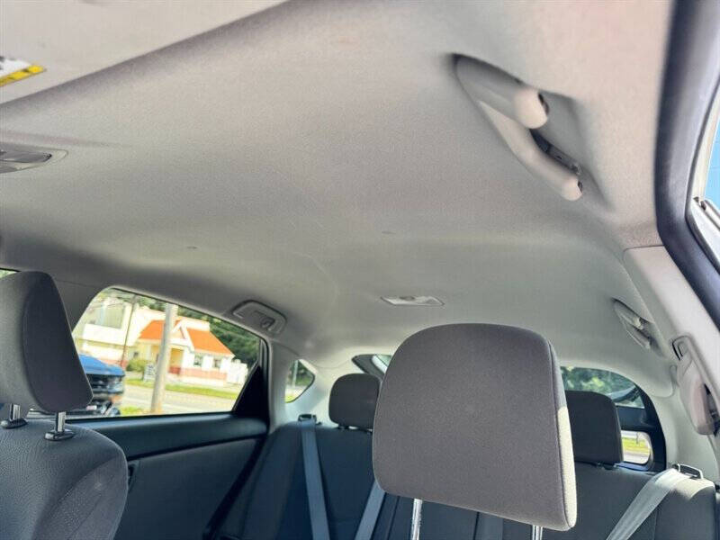 2014 Toyota Prius Four