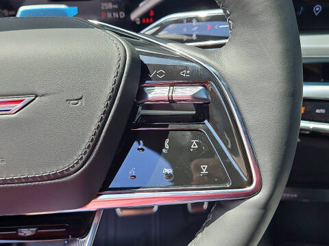 2026 Cadillac LYRIQ-V