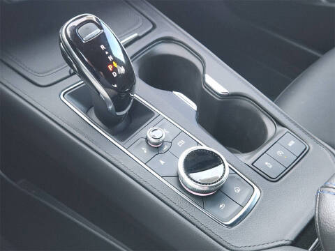 2025 Cadillac XT4 Sport