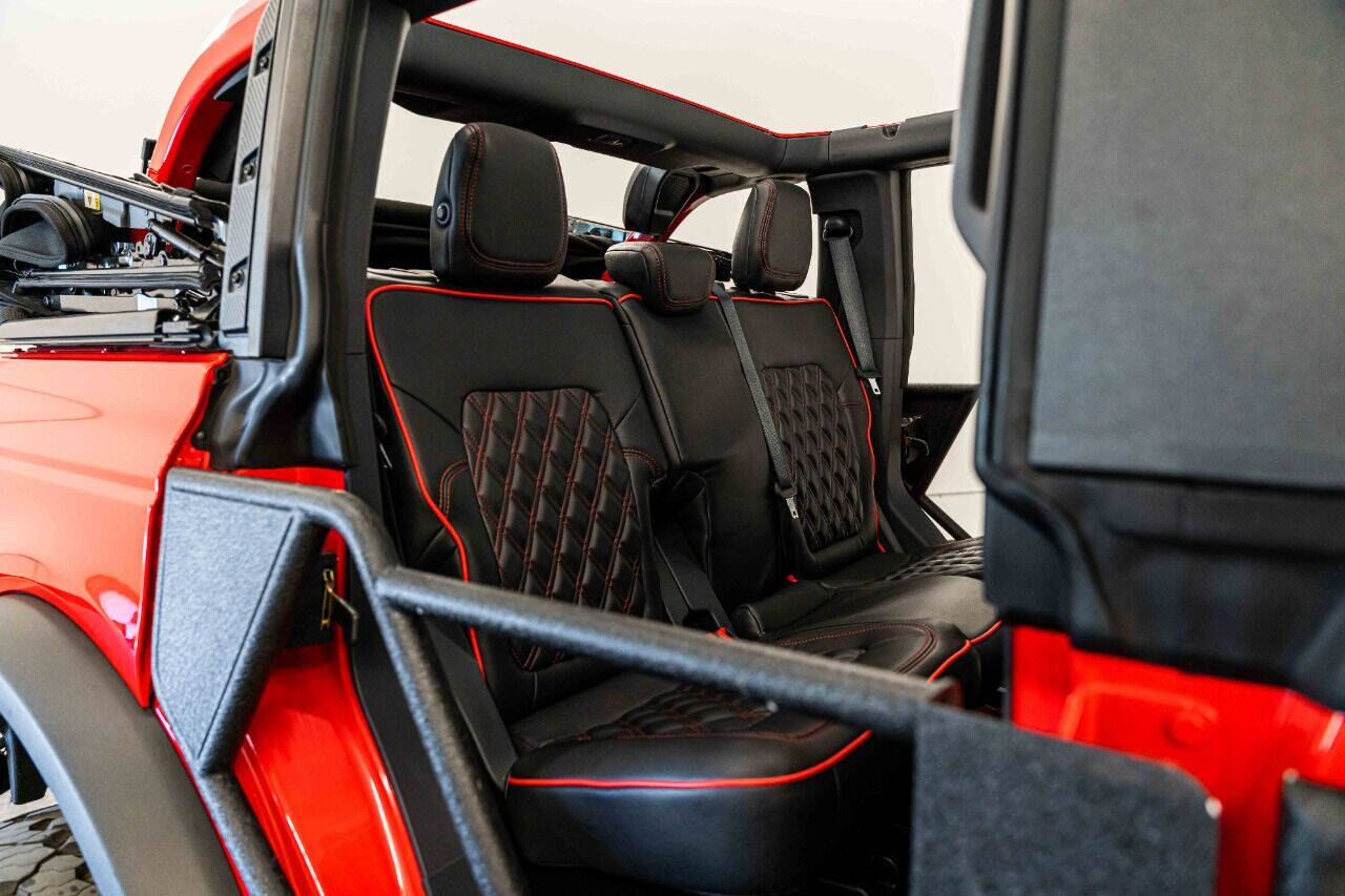 2023 FORD Bronco SUV / Crossover - $67,999