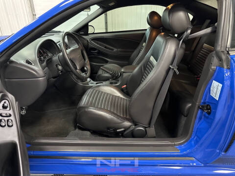 2004 Ford Mustang Mach 1 Premium