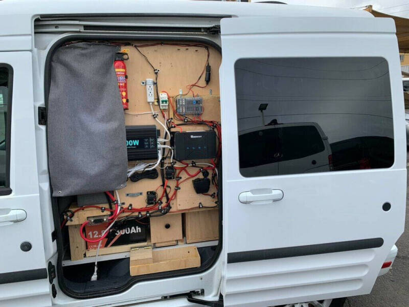 2011 Ford Transit Connect XLT Premium