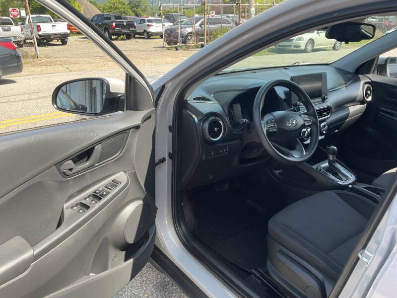 2022 Hyundai Kona SEL