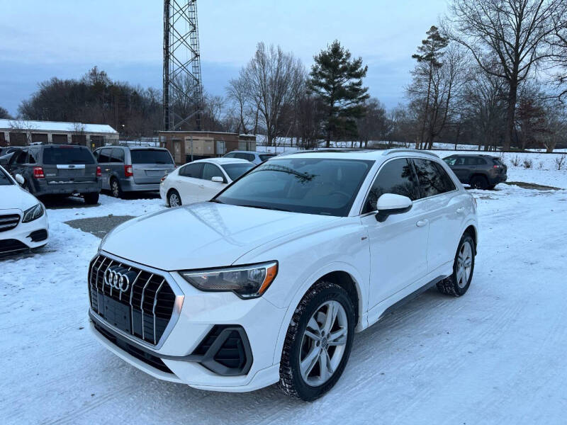 2020 Audi Q3 S Line Premium's photo