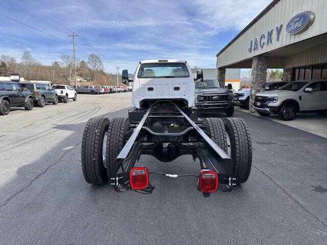 2024 Ford F-650 Super Duty