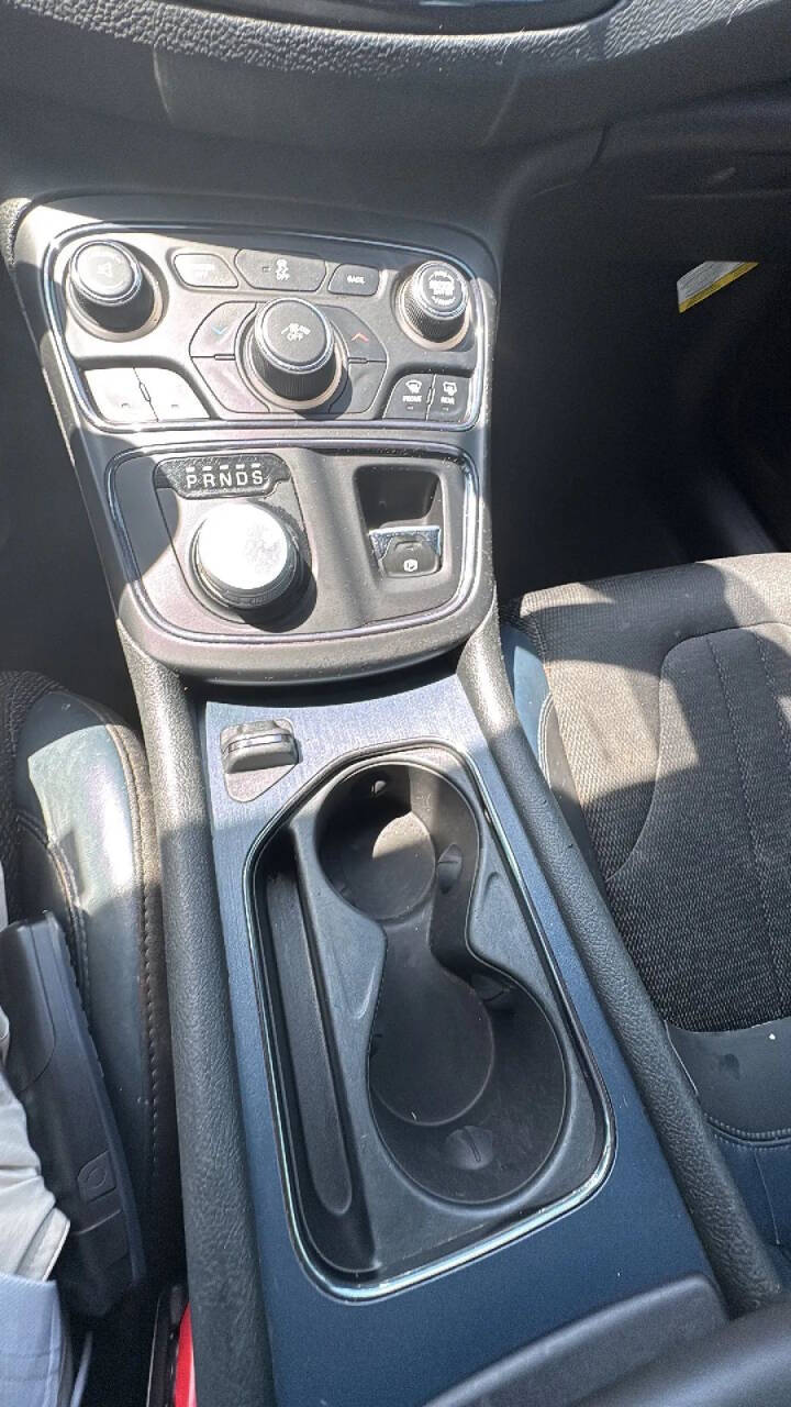 Dk. Red 2015 Chrysler 200 S S 4dr Sedan 18