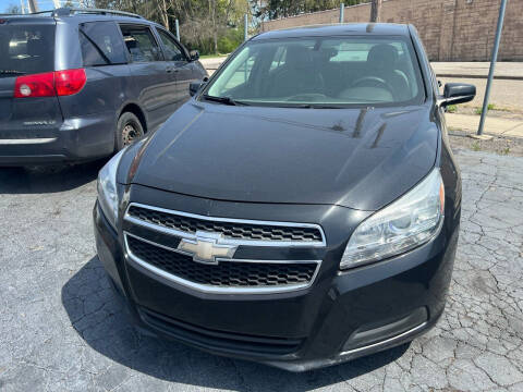 2013 Chevrolet Malibu for sale at JORDAN AUTO SALES in Youngstown OH
