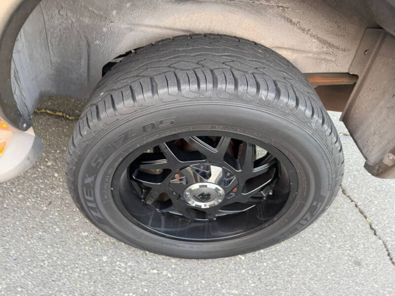 2003 Ford Excursion Eddie Bauer