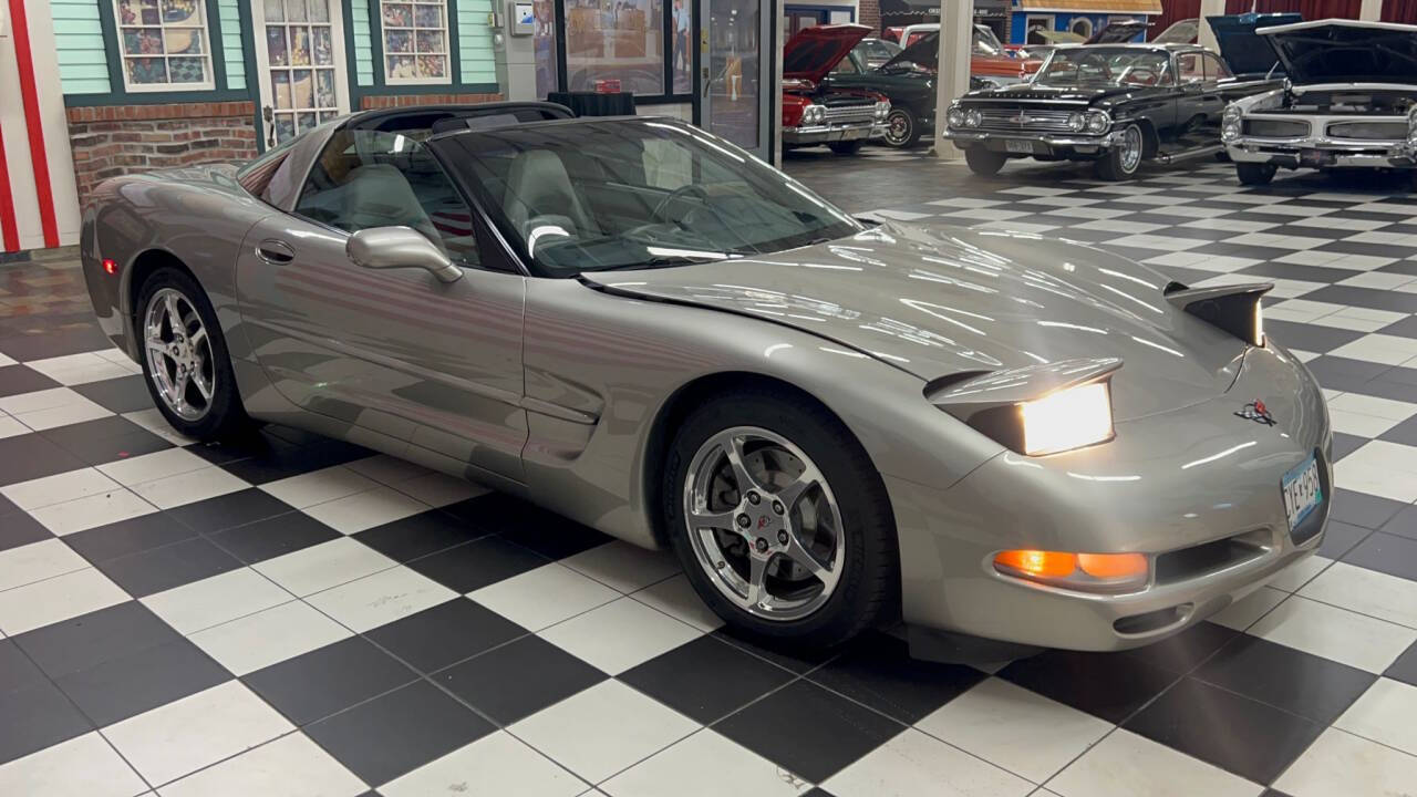 2000 Chevrolet Corvette 27