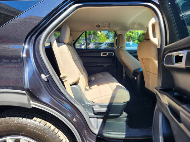 2021 Ford Explorer