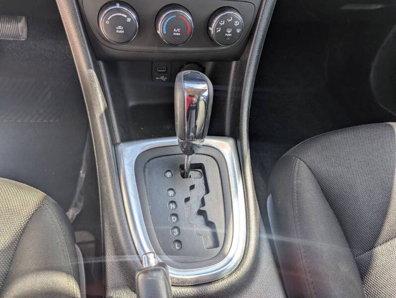 2014 Dodge Avenger SE