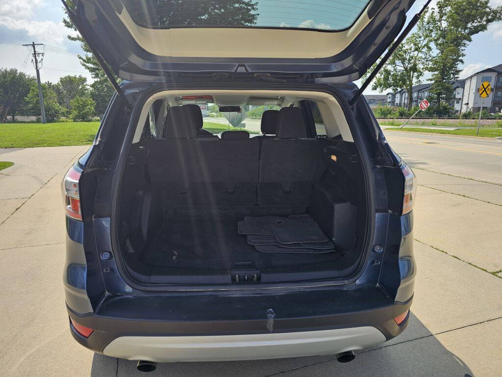 2018 Ford Escape for sale at Bigfoot Auto in Hiawatha, IA