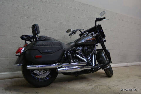 2019 Harley-Davidson FLHCS