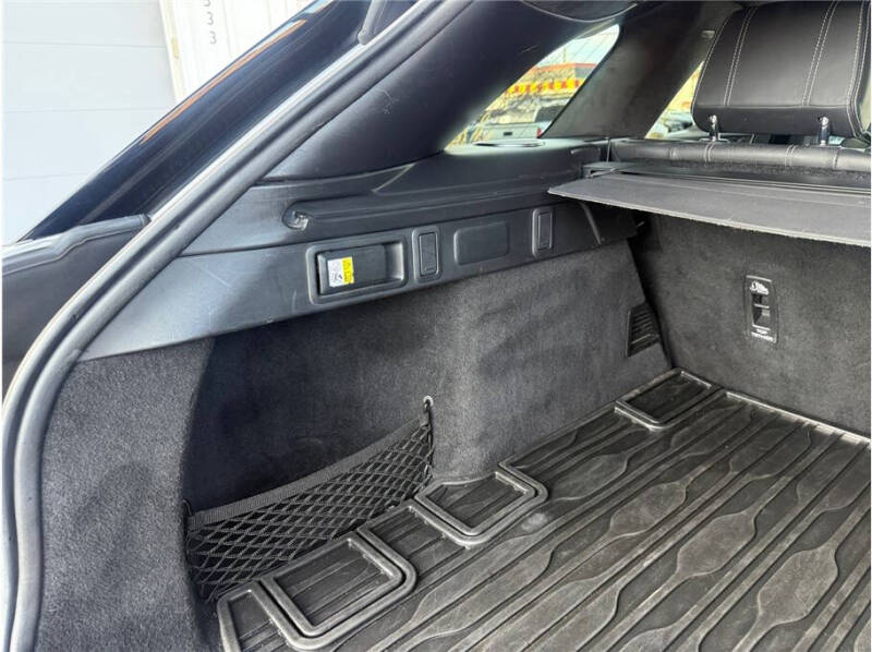 2021 Land Rover Range Rover Velar P400 R-Dynamic HSE