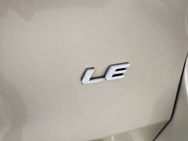 2014 Toyota Sienna LE 8-Passenger