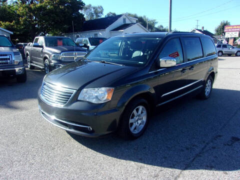 2012 Chrysler Town and Country for sale at Jenison Auto Sales in Jenison MI