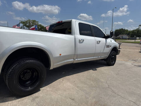2015 RAM 3500 Laramie