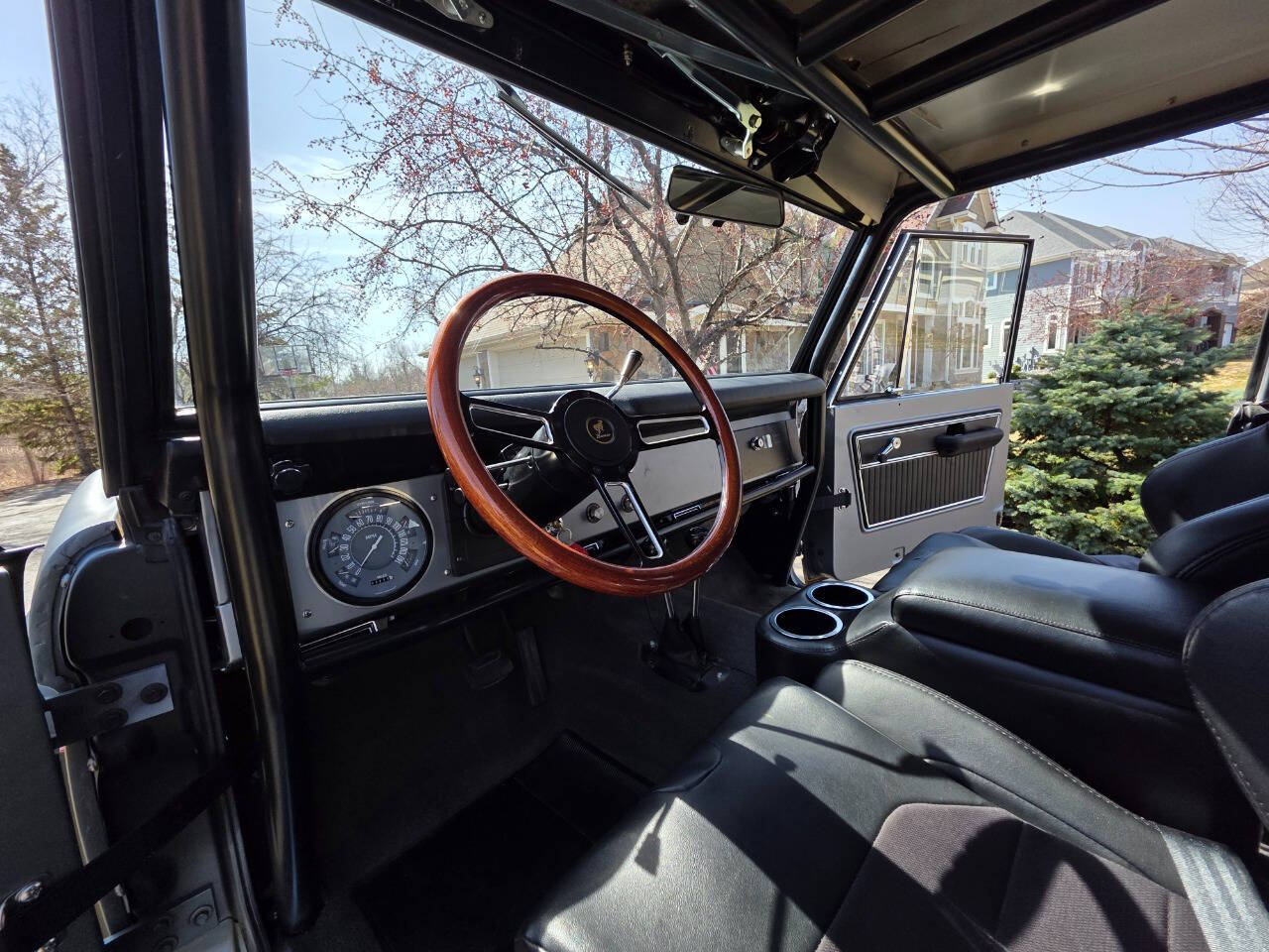 1971 Ford Bronco 54