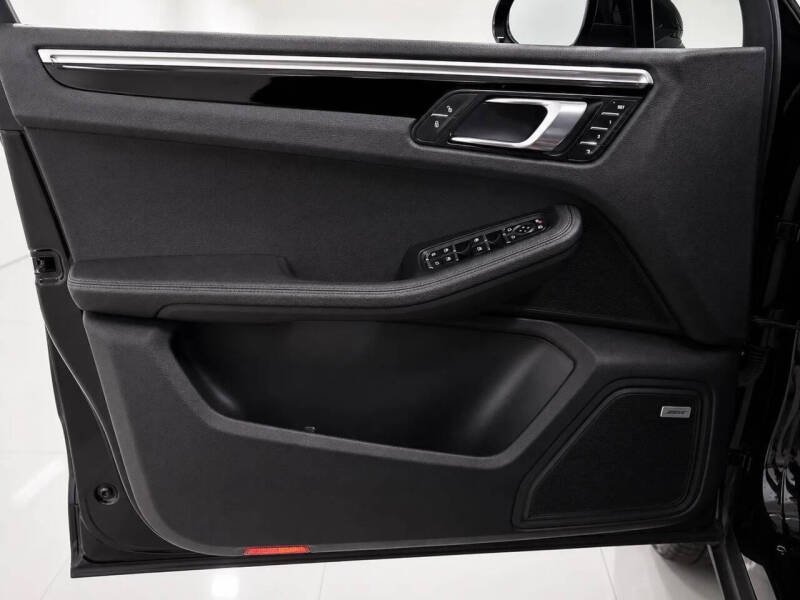 2018 Porsche Macan S