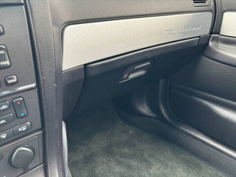 2004 Ford Thunderbird Deluxe