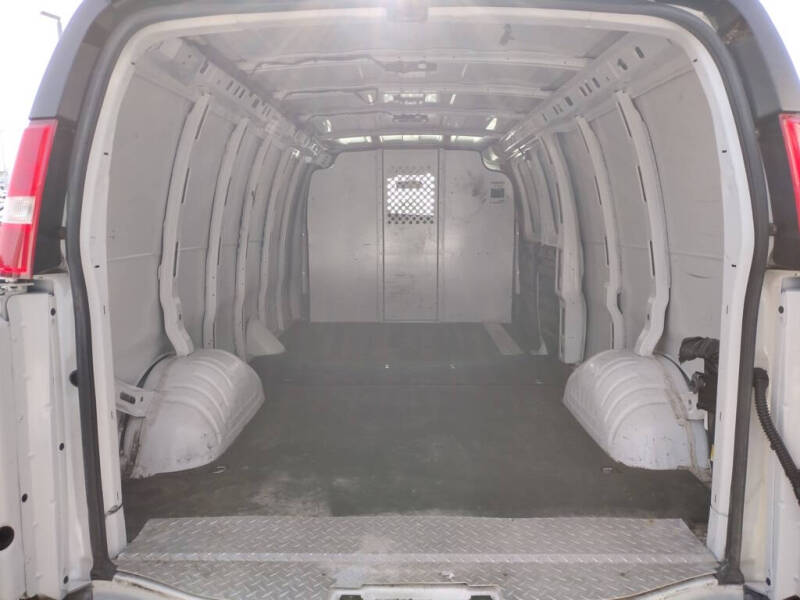 2020 GMC Savana 2500