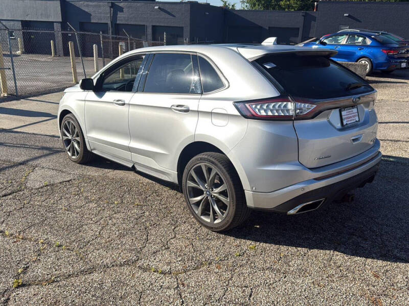 2017 Ford Edge Sport