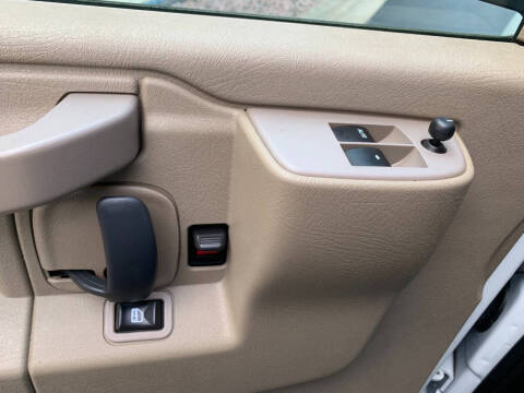 2020 Chevrolet Express 3500