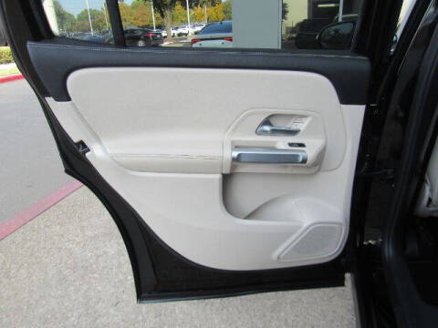 2023 Mercedes-Benz GLB GLB 250